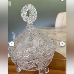 Vintage footed Hofbauer Byrdes Crystal Candy Dish with Lid delicate Bird Etching